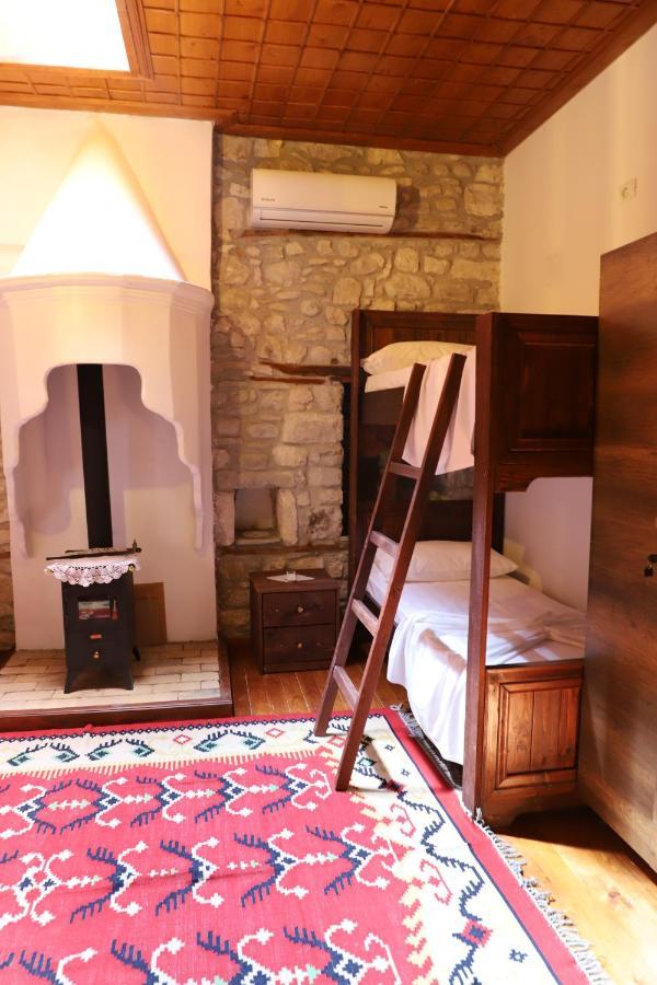 Villa Athina In Berat Castle - Since 1741 Εξωτερικό φωτογραφία