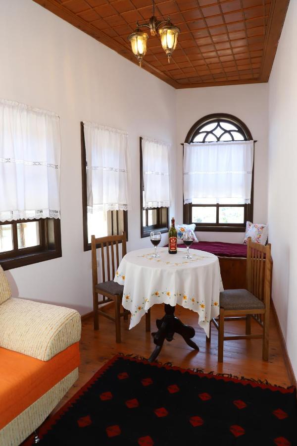 Villa Athina In Berat Castle - Since 1741 Εξωτερικό φωτογραφία