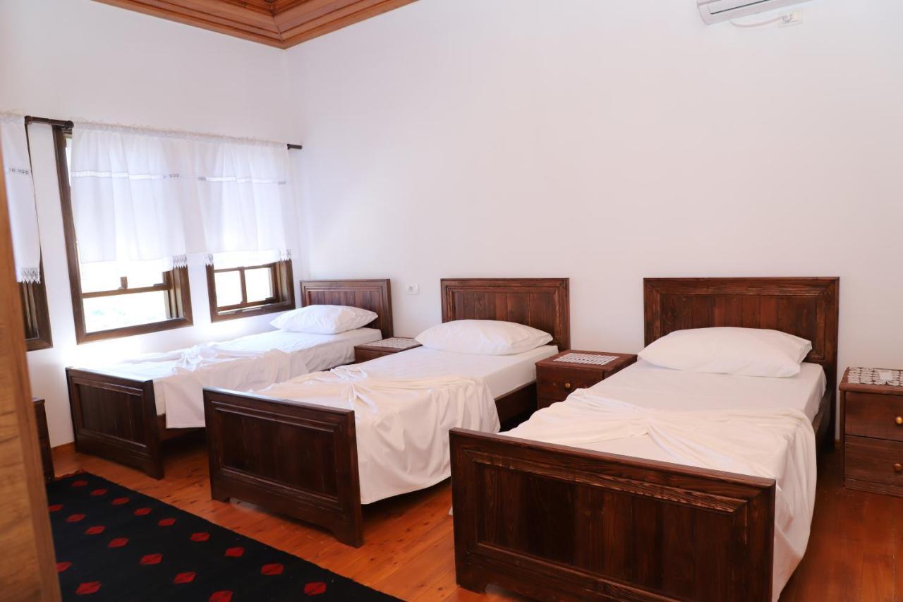 Villa Athina In Berat Castle - Since 1741 Εξωτερικό φωτογραφία